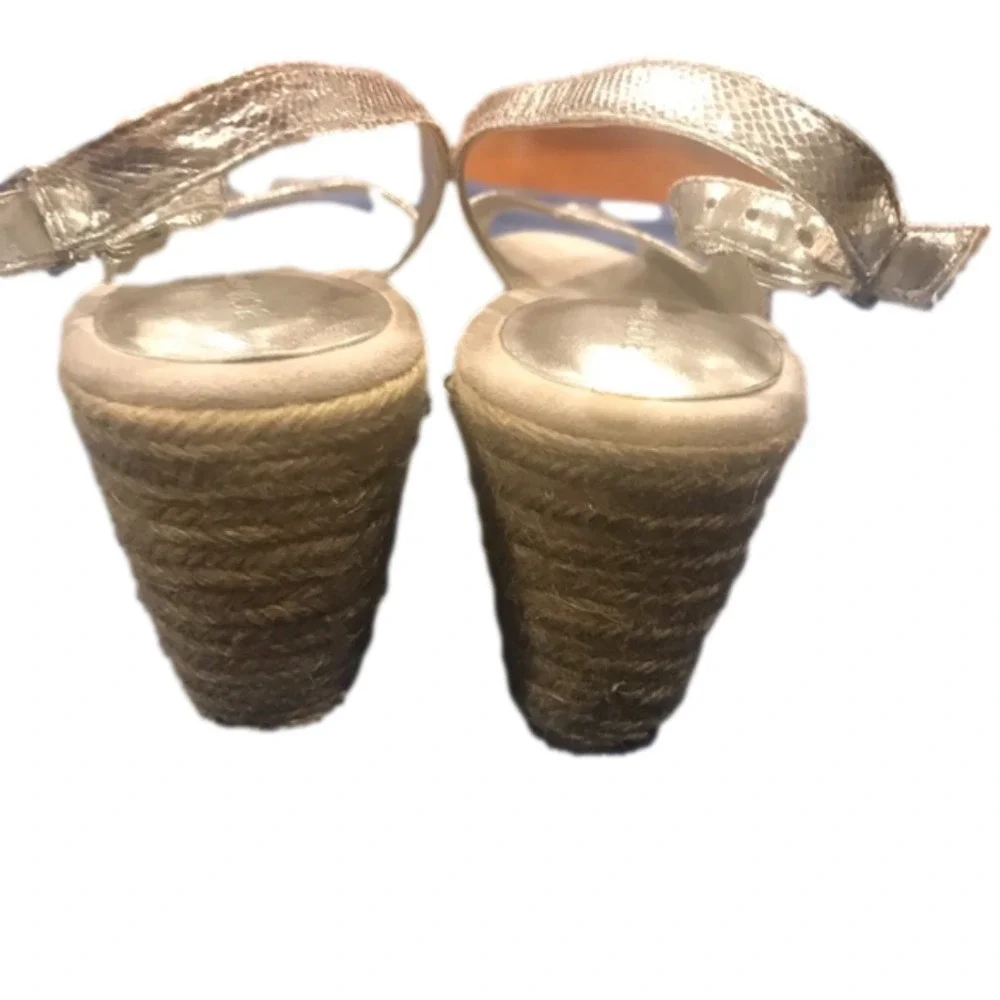 BCBGeneration SILVER WEDGE